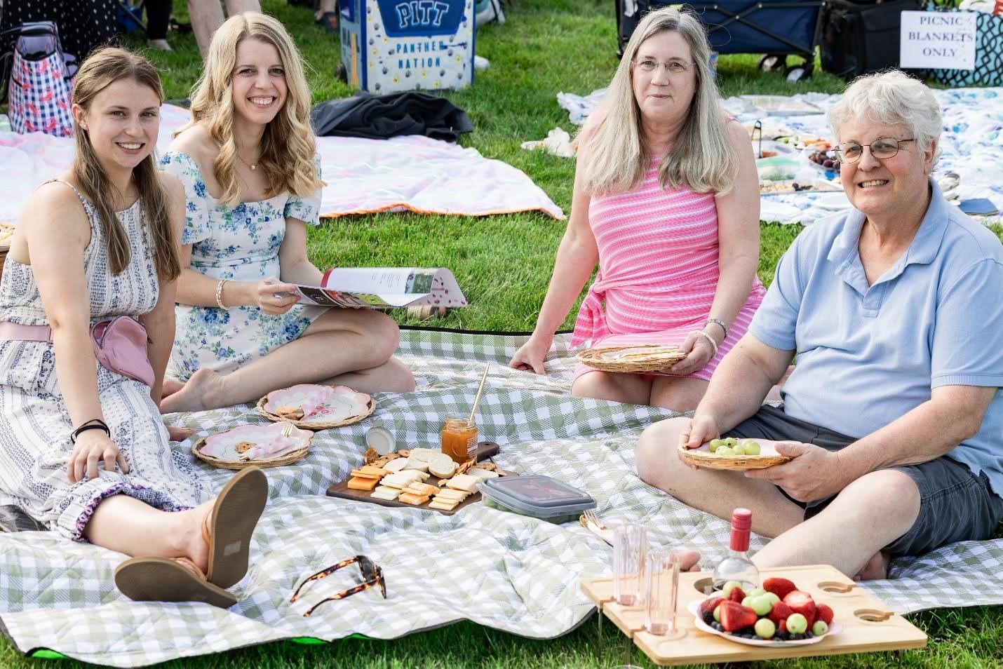 Picnic at Red Rose Farm